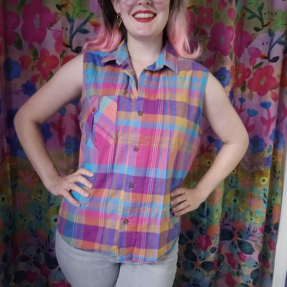 Vintage Bobbie Brooks 80's / 90's Chic Sleeveless Button Up Shirt - Picture 8 of 9